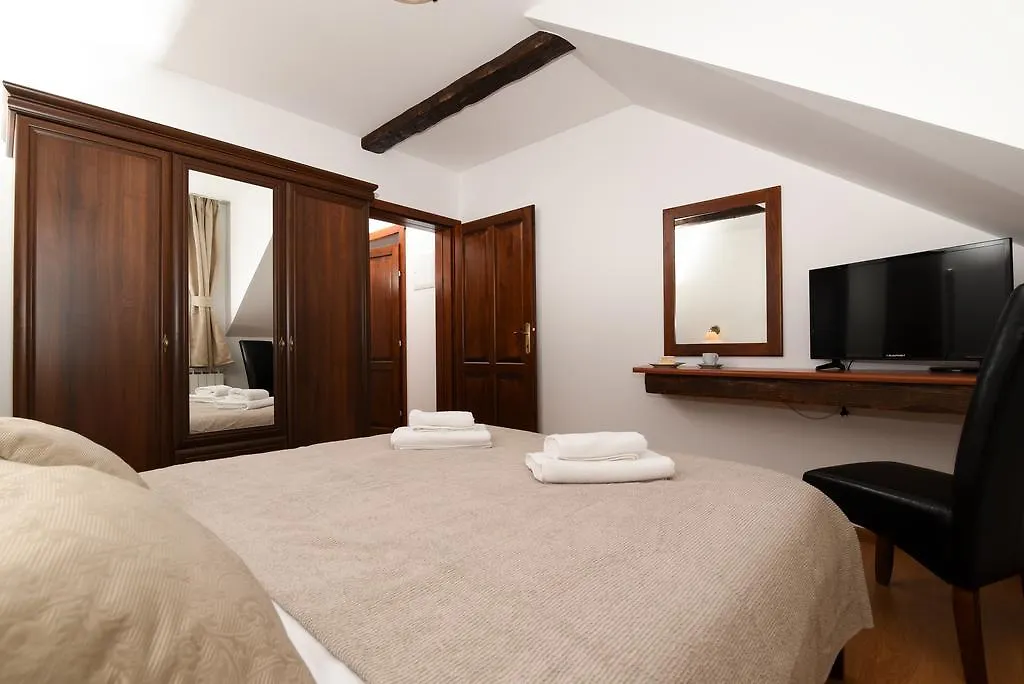 Villa Moya Fuzine Apartment