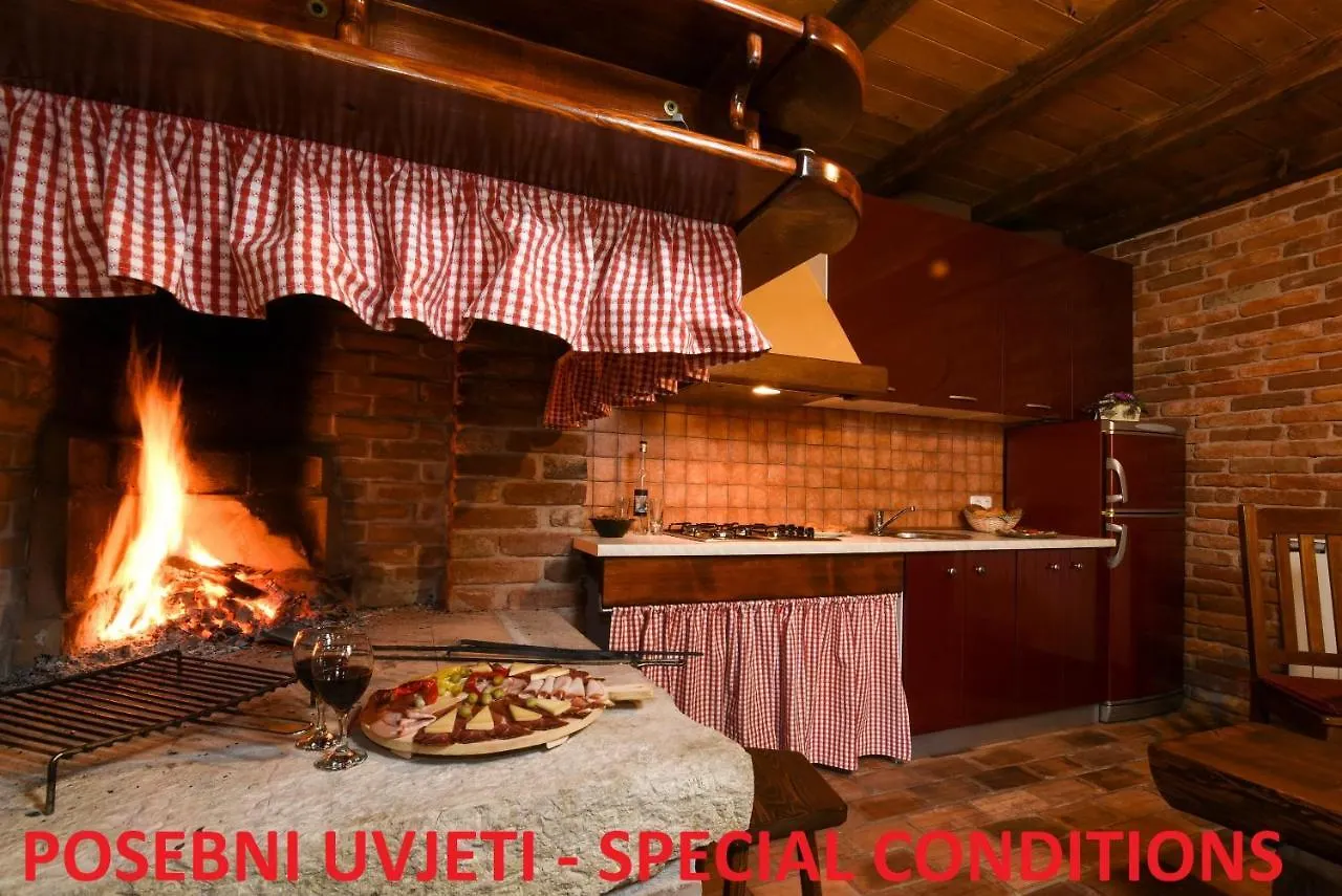 Apartment Villa Moya Fuzine Croatia